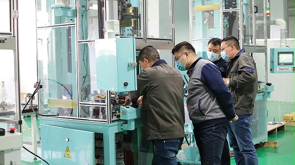 Shanxi Huaxiang customer successfully accepted the eccentric assembly machine and concentric assembly machine equipment of Yileride